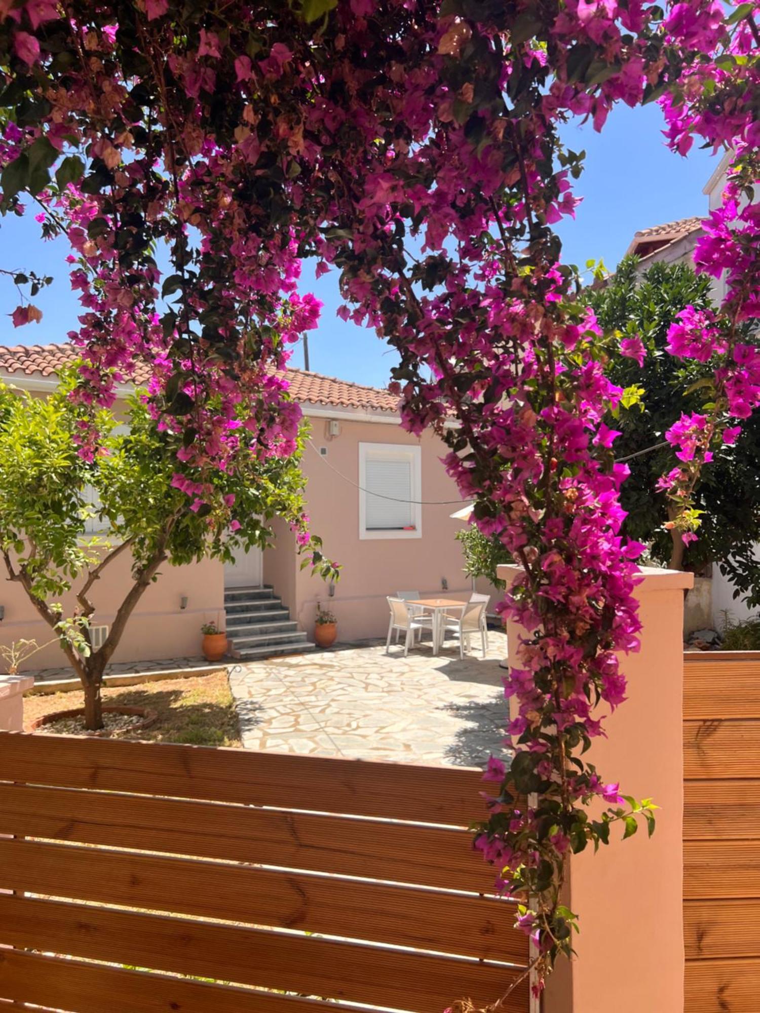 Villa Saitan Bazaar Preveza Bagian luar foto